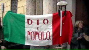 Il nostro omaggio a Nino Costa con la bandiera della Repubblica Romana
